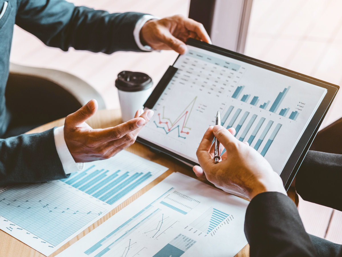 Besprechung von Controlling Dashboards